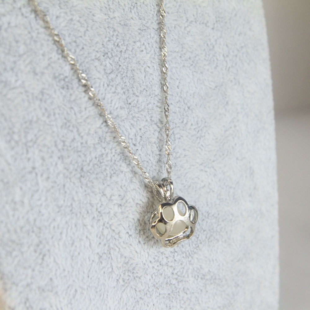 Glow in the dark paw print necklace